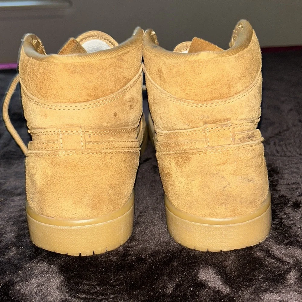 Nike Air Jordan 1 Retro High OG (Wheat) - Picture 3 of 6